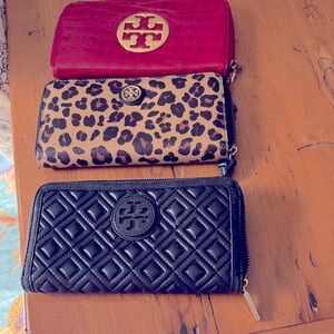 3 Tory Burch Wallets in great condition! No rips, tears, smoke free home